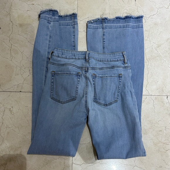 House of Harlow Low Rise Jeans - Picture 7 of 11